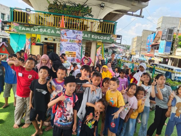 PNM Peduli Hidupkan Literasi Anak di TBM Kolong Ciputat