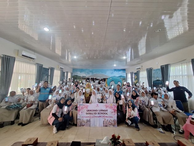 Semangat Hari Kartini Srikandi PLN UP3 Belitung Goes to School : Edukasi Keselamatan Ketenagalistrikan dan Layanan PLN Mobile