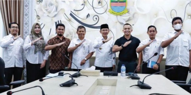 Pj Bupati Bekasi Atasi Stunting dan Kemiskinan Lewat CSR