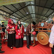 Bupati resmikan Pasar Sentra Barokah Tahap Dua