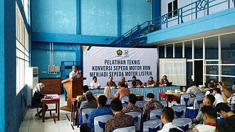 Percepat Program Konversi Motor Listrik, PPSDM KEBTKE Latih 20 UMKM Bengkel Motor