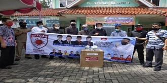 Peduli Covid-19, Dewan Perwakilan Rakyat Daerah (DPRD) bersama Satgas lawan Covid-19 sebar APD ke Puskesmas se-Kota Tangerang