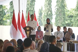 Jokowi Apresiasi Sinergi PNM Bersama Holding Ultra Mikro Memperkuat Ekosistem Pemberdayaan Keluarga Pra Sejahtera