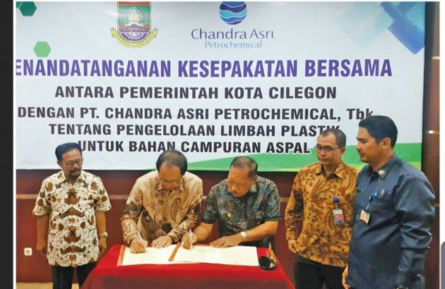 Chandra Asri Kembangkan Aspal Plastik