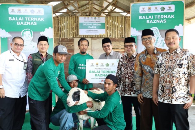 Tingkatkan Kesejahteraan Mustahik, BAZNAS RI Resmikan Balai Ternak di Cirebon