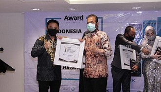 Bapenda Banjar Raih Penghargaan Inspiring Profesional And Leadership Award 2020