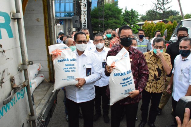 Bulog Pastikan Beras Program Bansos Tepat Kualitas