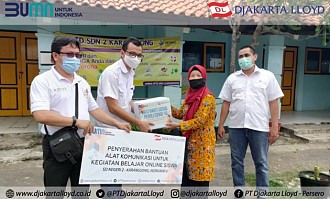 Terus Dukung Program Pemerintah, PT Djakarta Lloyd (Persero) Perluas Pemberian “Tablet” Untuk Kegiatan Belajar Online bagi Siswa Sekolah Dasar Negeri di Indramayu