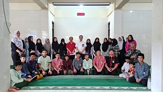 Komitmen Berbagi di Bulan Ramadan, PNM Tebar Kebahagiaan Bersama Anak Yatim di Panti Asuhan