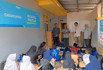 Adakan Ruang Pintar di Garut, PNM Majukan Digitalisasi Sekolah