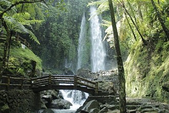 Wisata Air Terjun yang Patut Anda Kunjungi Saat ke Tawangmangu 