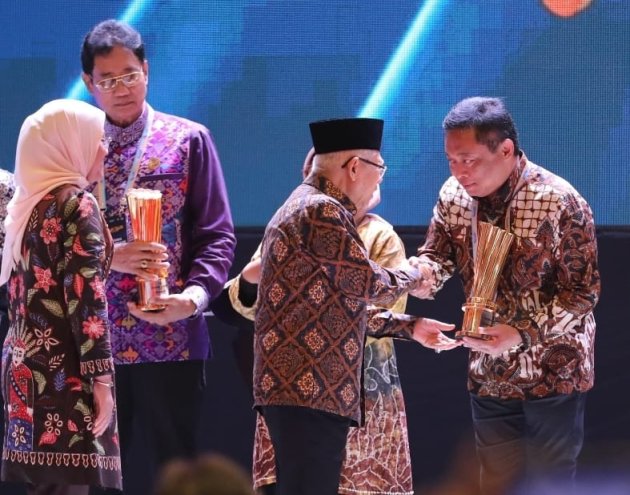 Telkom Sabet Penghargaan di Ajang Naker Award 2024 untuk Pemberdayaan Tenaga Kerja Disabilitas