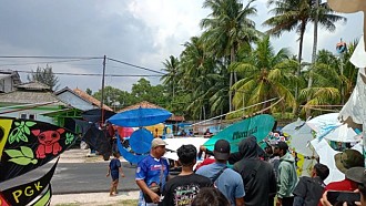 Festival Layangan Pantai Pasir Padi, Ragam Kreasi yang Menarik Perhatian Pengunjung