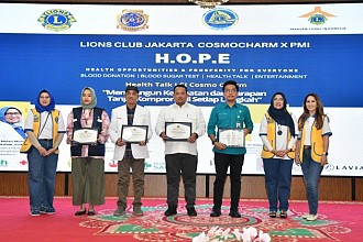 BRK Syariah Fasilitasi Donor Darah Lion Club Jakarta Cosmo Charm dan PMI Pekanbaru