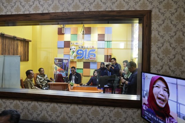 Lewat Radio, Pj Gubernur Agus Fatoni Sampaikan Apresiasi dan Keunggulan Sumut