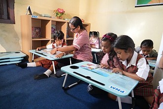 Ribuan Anak Nasabah PNM Mekaar Bisa Lanjutkan Sekolah Berkat Beasiswa PNM