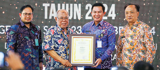 Penjabat Bupati Purwakarta Raih Penghargaan Siddhakarya 2024