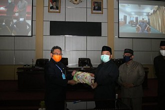 Raperda Pengelolaan Perpustakaan dan Kearsipan Disahkan