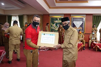 Kabupaten Banjar Kembali Terima Bantuan APD Untuk Penanganan Covid-19