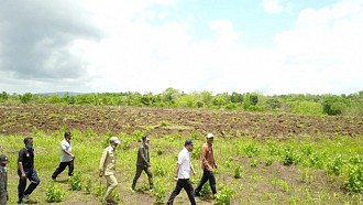 Kementan - Bupati Sumba Tengah Lakukan Percepatan Tanam Kawasan Food Estate