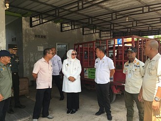 Menjaga Ketersediaan Stok, Pj Wako Pangkalpinang Pantau Ketersediaan Gas LPG 3 Kg