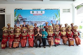 10 Pengantin Berbahagia di Resepsi Sidang Isbat Nikah, Perdana Digelar di Rumah Residen Wali Kota Pangkalpinang