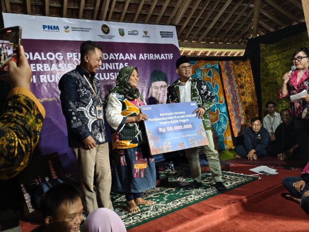 Bersama Menko PM, PNM Bangun Kemandirian Disabilitas Lewat Rumah Inklusif Kebumen