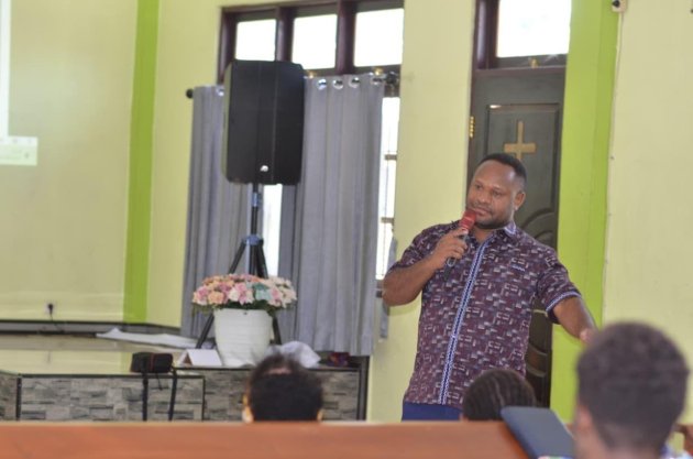 Anggota MPR RI Nelson Wenda Ajak Pemuda Tolikara Papua Pegunungan Perkuat Nilai Dasar Kebangsaan