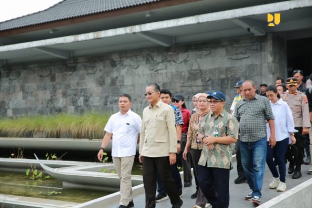 Menteri Dody Tinjau Kampung Seni Kujon Borobudur, Pastikan Kebermanfaatan Infrastruktur PU