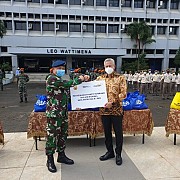 Keberkahan Ramadhan Berlanjut, Bank Mandiri Distribusikan Paket Sembako kepada Masyarakat dan Anggota TNI/Polri