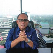 HKSIS: Rahasia Untung di Tengah Badai Konstruksi