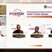 Mandiri Raih Penghargaan Mitra Terbaik Penjualan SUN