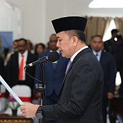 Pj Gubernur Agus Fatoni Lantik dan Kukuhkan Pejabat Administrator dan Pengawas di Pemprov Papua