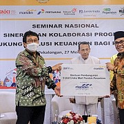 Dukung Pemberdayaan UMKM dan Pesantren, Bank Mandiri Bantu Bangun Ureka Mart