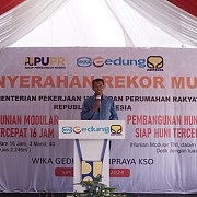 Hadiah HUT RI ke-79, Brantas Abipraya Raih Dua MURI untuk Pembangunan Hunian Modular TNI di IKN Tercepat