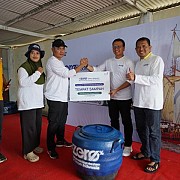 Telkom Kumpulkan 1,4 Ton Sampah dalam Kegiatan Aksi Bersih Pantai