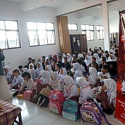 Hari Anak Nasional: Telkom Tingkatkan Literasi Keamanan Siber melalui CyberHeroes Sekolah Digital