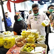 Kementan Masifkan Pemasaran Produk Lokal Melalui Pasar Tani