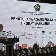 Wamen ESDM Tutup Secara Resmi Program Magang Tingkat Manajerial Sektor ESDM ASN KESDM 2019