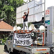 Gelar Mimbar Bebas, KB Moestopo Tuntut Reformasi Tata Kelola Universitas dan Desak Rektor-Pembina Yayasan Mundur