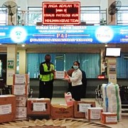 Satgas BUMN Jawa Timur Salurkan Bantuan Alat Kesehatan untuk Fasilitas Kesehatan di Jawa Timur