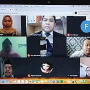 AL AZHAR BELAJAR MELALUI DARING MENGGUNAKAN NAKULA EDU