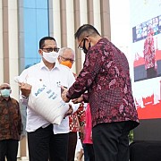 BULOG MAKSIMALKAN PENYALURAN BANSOS BERAS ALOKASI AGUSTUS-OKTOBER