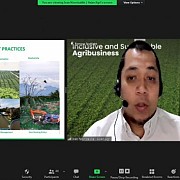 PENTINGNYA KEBERLANJUTAN DALAM INDUSTRI SAWIT, APICAL DAN ASIAN AGRI EDUKASI GENERASI MUDA DI SUMMER COURSE IPB UNIVERSITY