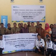 Peduli Kebersihan Lingkungan, PNM Berikan Kendaraan Angkut Sampah