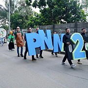 Berlansung Meriah, Insan PNM Kompak Jalan Sehat Menyambut PNM ke 24