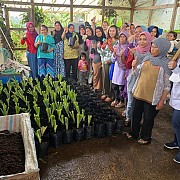 PNM Peduli Olah Limbah Jadi Berkah untuk Kampung Madani Cibodas