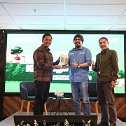 Andi F. Noya : Jadilah Nasabah PNM Karena Bukan Hanya Pembiayaan, PNM Memberikan Pendampingan Usaha