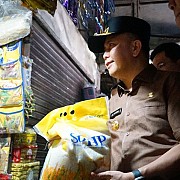 Pj Gubernur Sumsel Fatoni Pastikan Stok Beras di Sumsel Aman Hingga Maret 2024