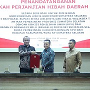 Sumsel Daerah Yang Pertama Kali Lakukan Penandatanganan Serentak NPHD Dana Pilkada Tahun 2024 Provinsi dan Kabupaten/Kota